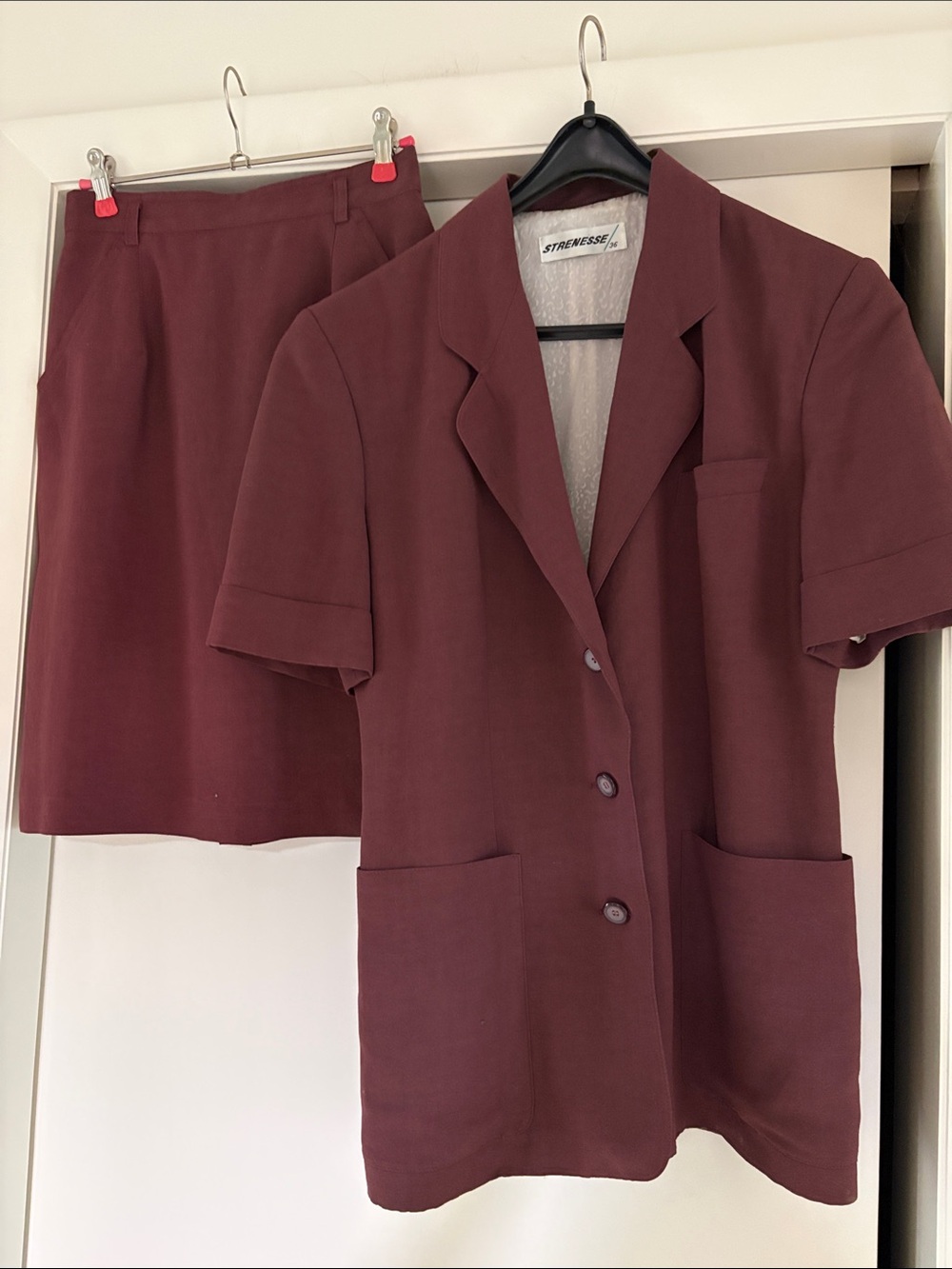 STRENESSE Burgundy Short-Sleeve Blazer with Matching Skirt